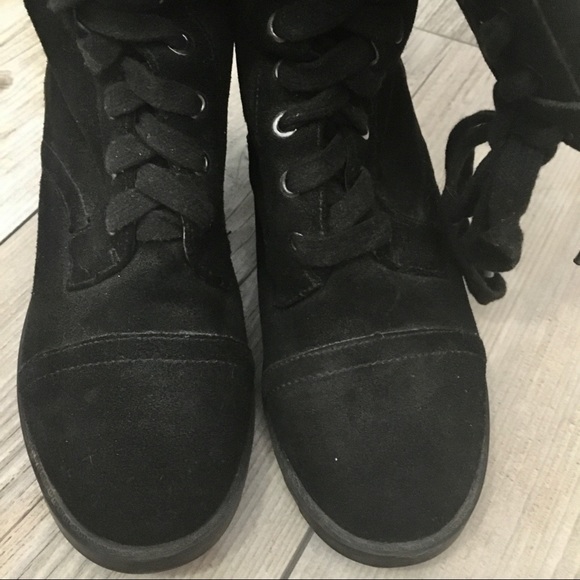 Kenneth Cole Lace Up Boots - Picture 3 of 5